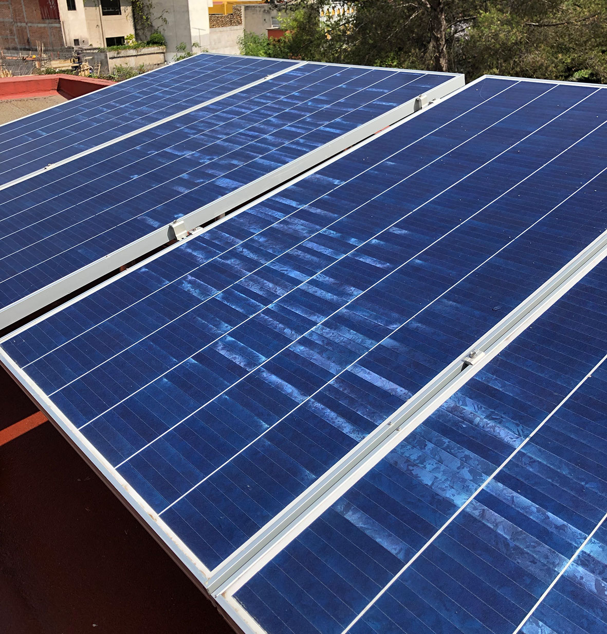 Paquete de 4 Paneles Solares 1,400 W